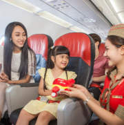 Giá vé máy bay 2 chiều Hà Nội Sài Gòn chỉ từ 2023 k